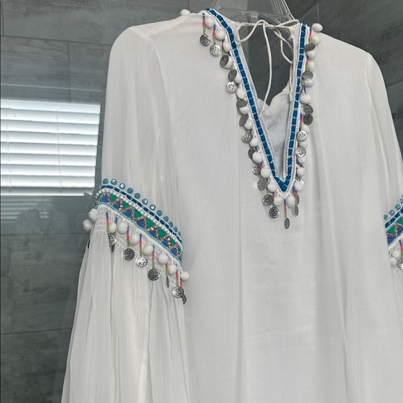 Boston Proper White Blouse with Blue and Pink Embroidery - Picture 3 of 3